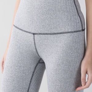 Lululemon herringbone wunder unders